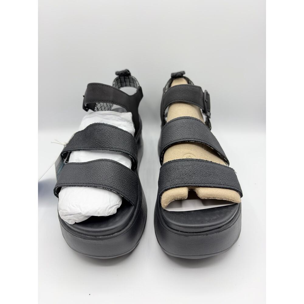 Hey Dude Delray Buckle Classic Women's Black Leather Platform Sandals Sz 10 NWT - Picture 3 of 9